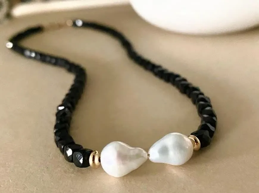 Handmade freshwater pearl necklace